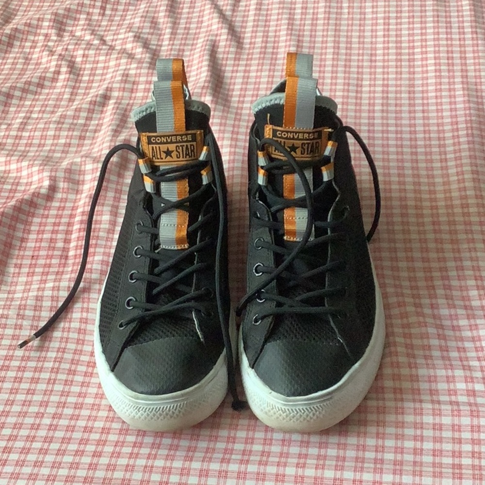 Converse Men’s CTAS Ultra Mid Black/Wolf Grey/Orange